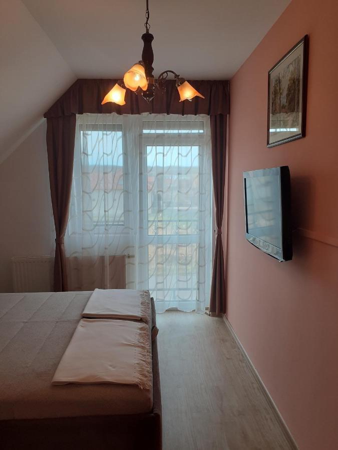 Pacsirta Vendeghaz Otel Egerszalók Dış mekan fotoğraf